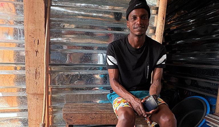 It was a brazier that set off the fire that swept through Dakota informal settlement in July 2025. Jomo Sakhile has rebuilt his home with sheet metal and wood about a month later. 